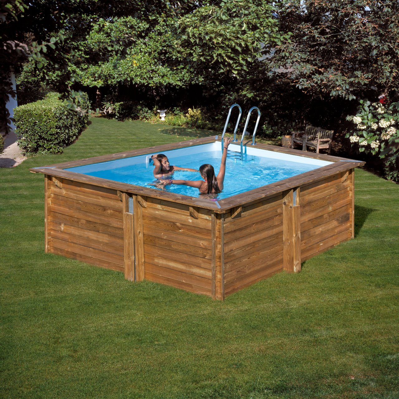 Piscina Gre Quadrada em MADEIRA - 3.05 x 3.05 x 1.19 + Escada INOX + Filtro Areia + Tapete