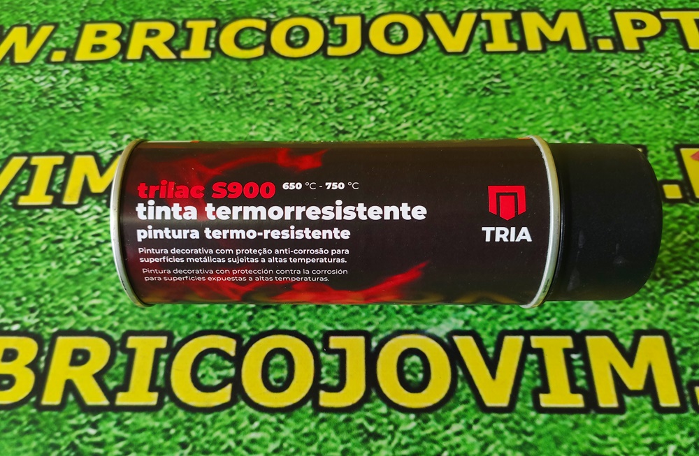 Lata tinta spray Trilac 400ml - Alta temperatura - Cor Preto - 650º / 800º