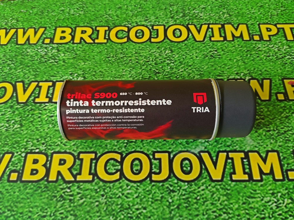 Lata tinta spray Trilac 400ml - Alta temperatura - Cor Antracite - 650º / 800º