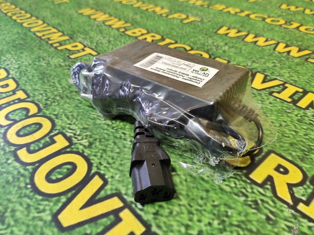 Carregador para Pulverizador a Bateria - 12volts - 8Amp