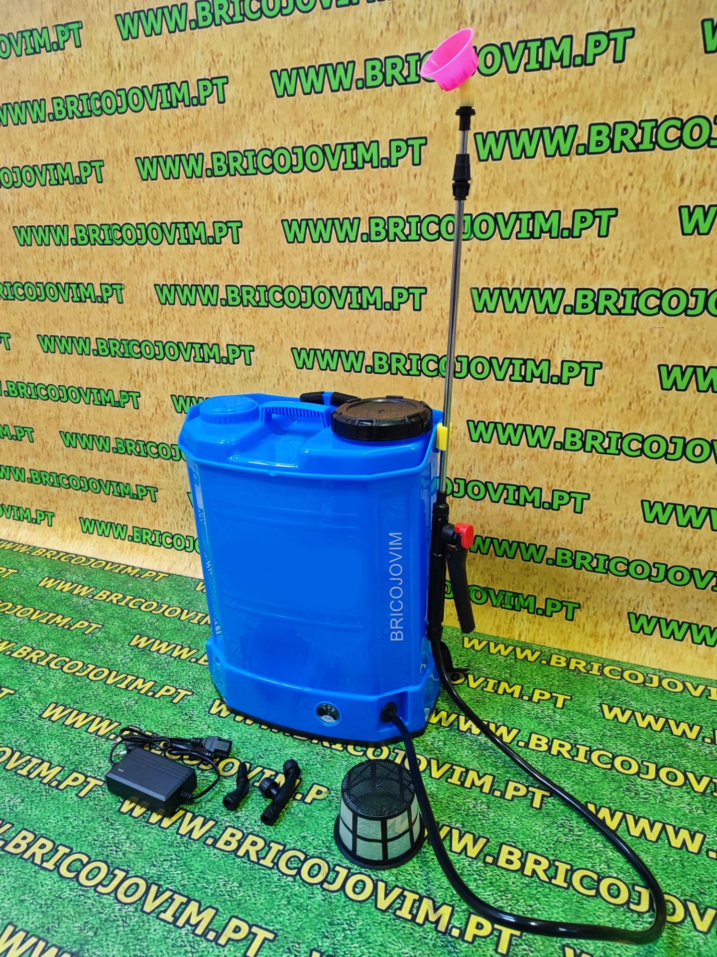 Pulverizador a Bateria - 16 Litros + Lança em Inox Extensível