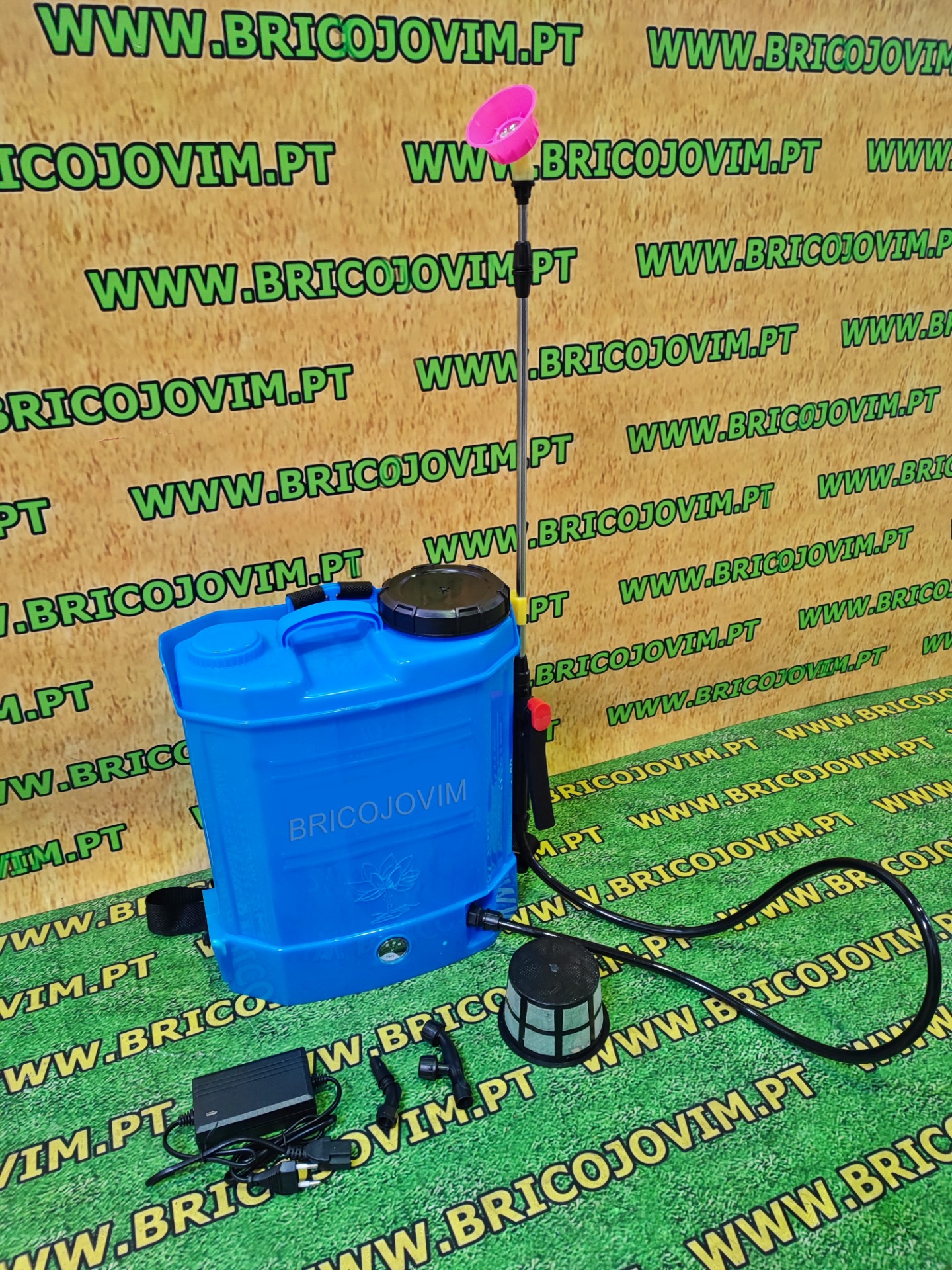 Pulverizador a Bateria - 12 Litros + Lança em Inox Extensível + 3 Ponteiras