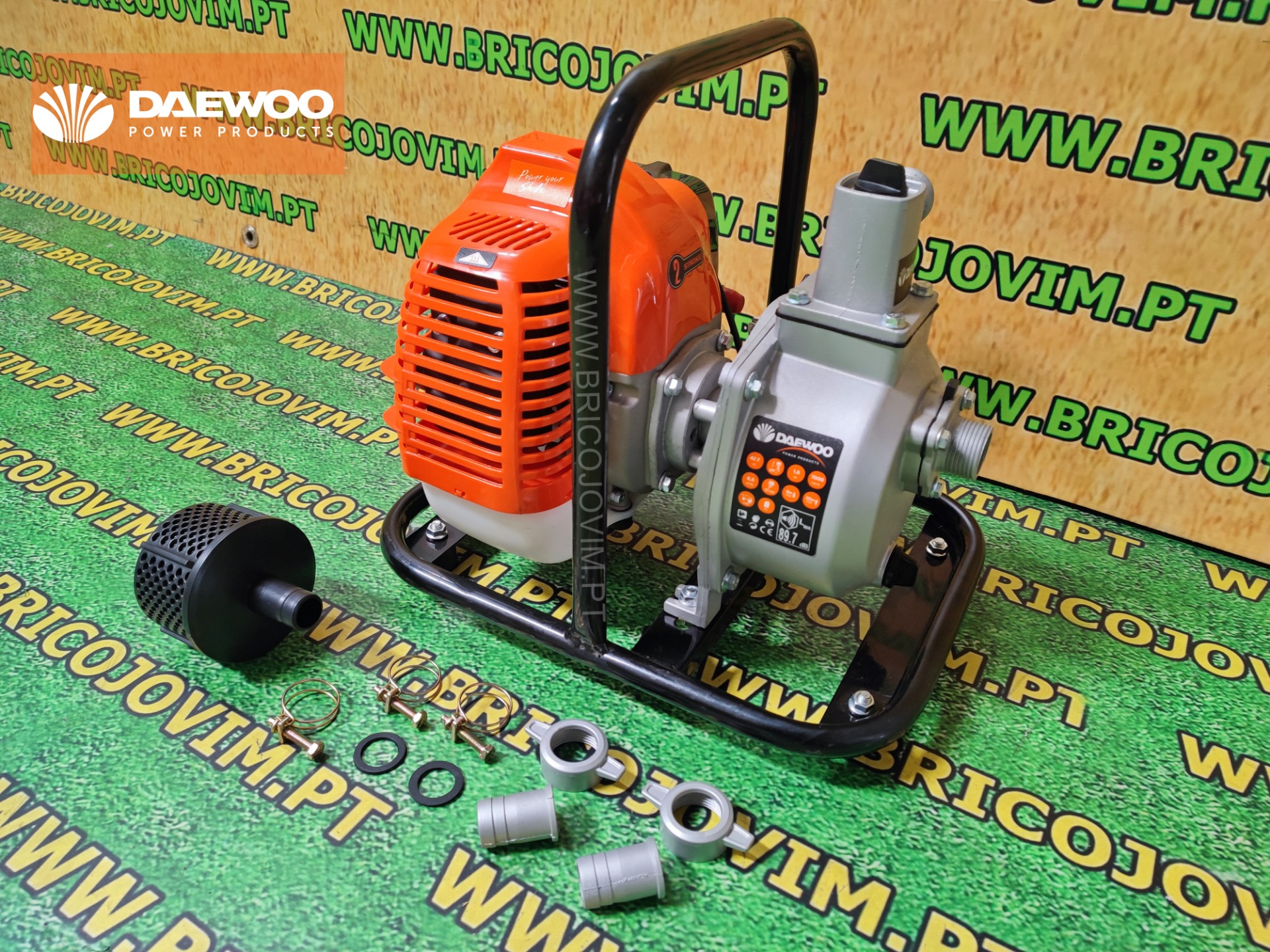 Motobomba DAEWOO - 1" / 25mm - Motor 43cc 2t - Pesca 8mt - Impulsão 30mt